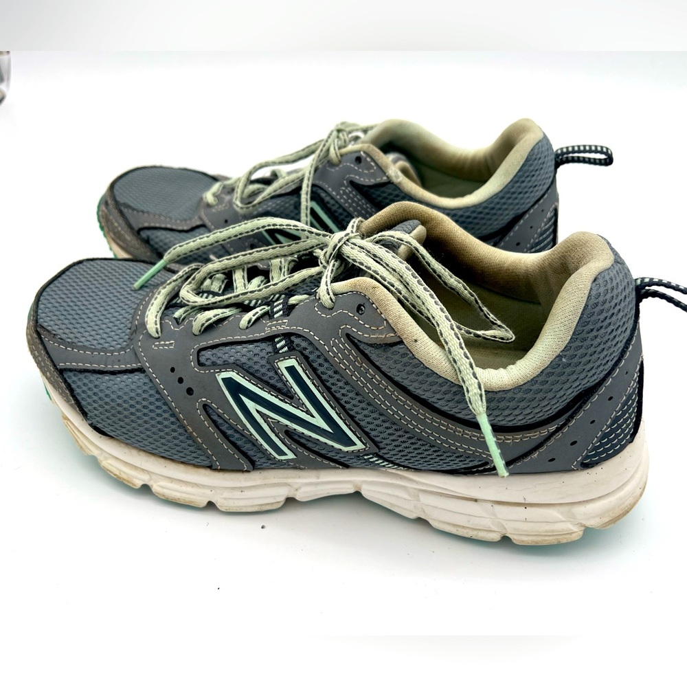 New Balance 430 running TRAINERS Gray Sneakers women's size 9.5 preowned
